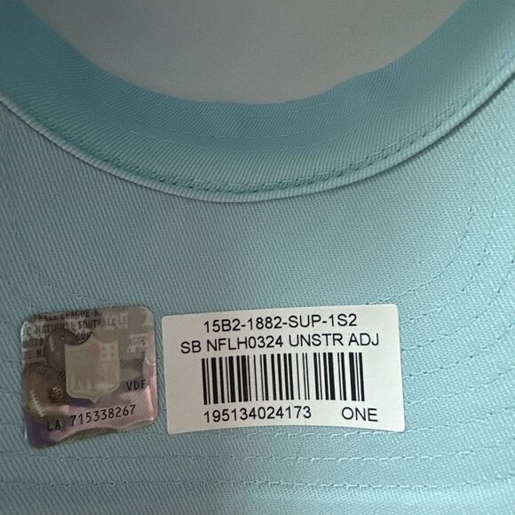 Tampa Bay Buccaneers Host Of Super Bowl LV Fanatics Adjustable NEW - Picture 5 of 6